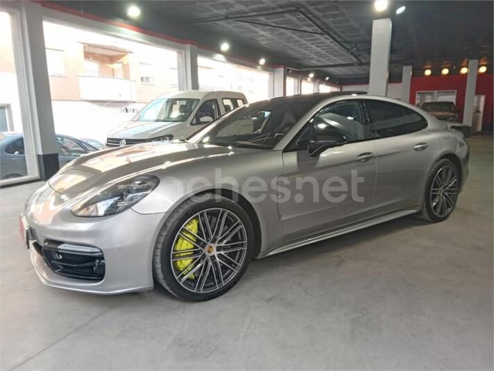 PORSCHE Panamera Turbo S EHybrid
