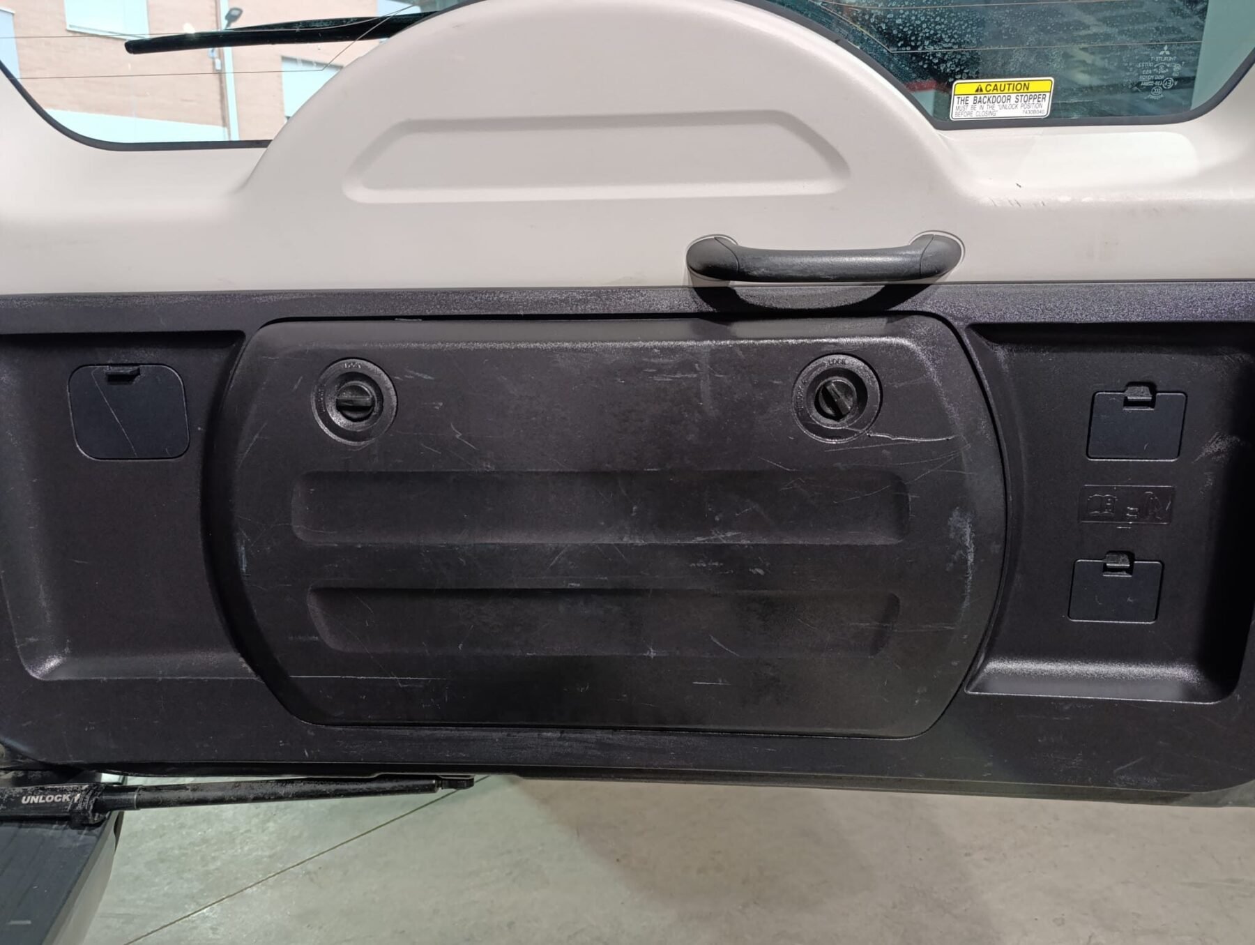 MITSUBISHI Montero 3.2 DID INTENSE 