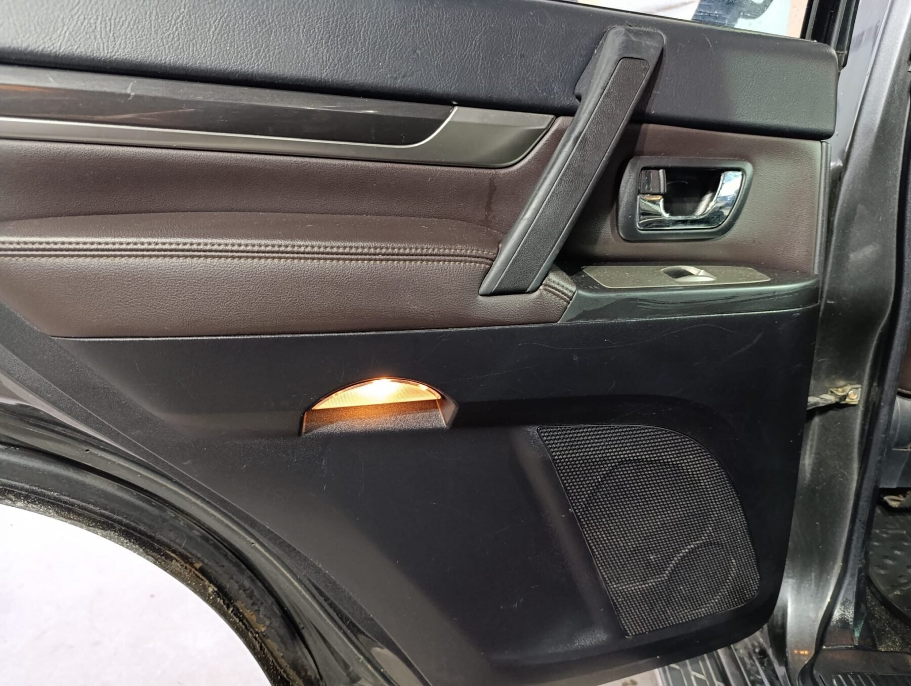 MITSUBISHI Montero 3.2 DID INTENSE 