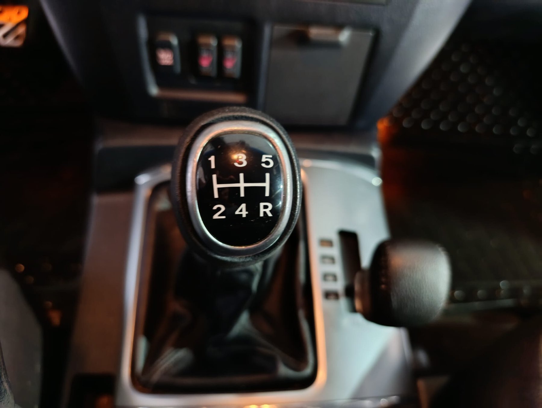 MITSUBISHI Montero 3.2 DID INTENSE 