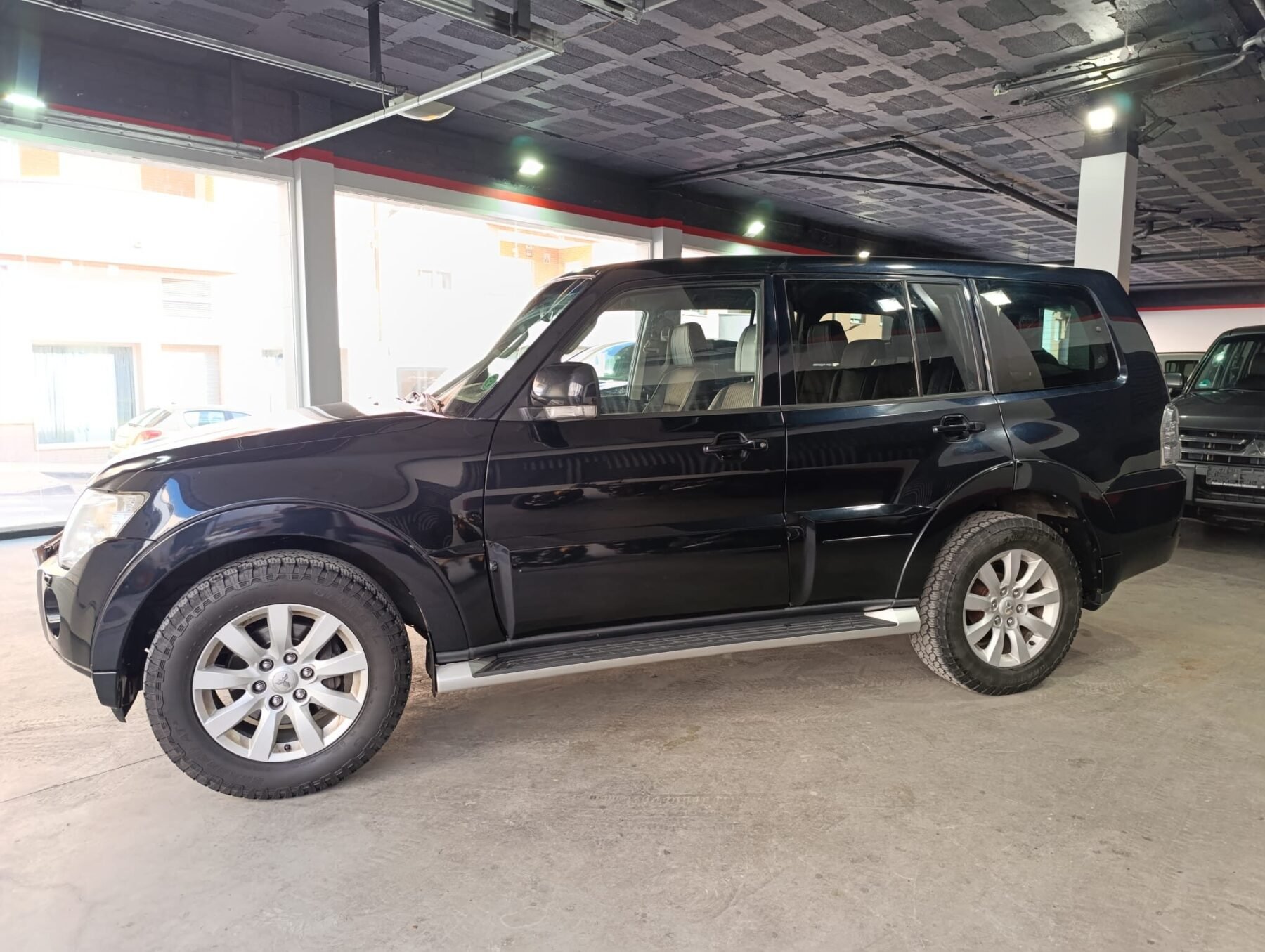 MITSUBISHI Montero 3.2 DID INTENSE 