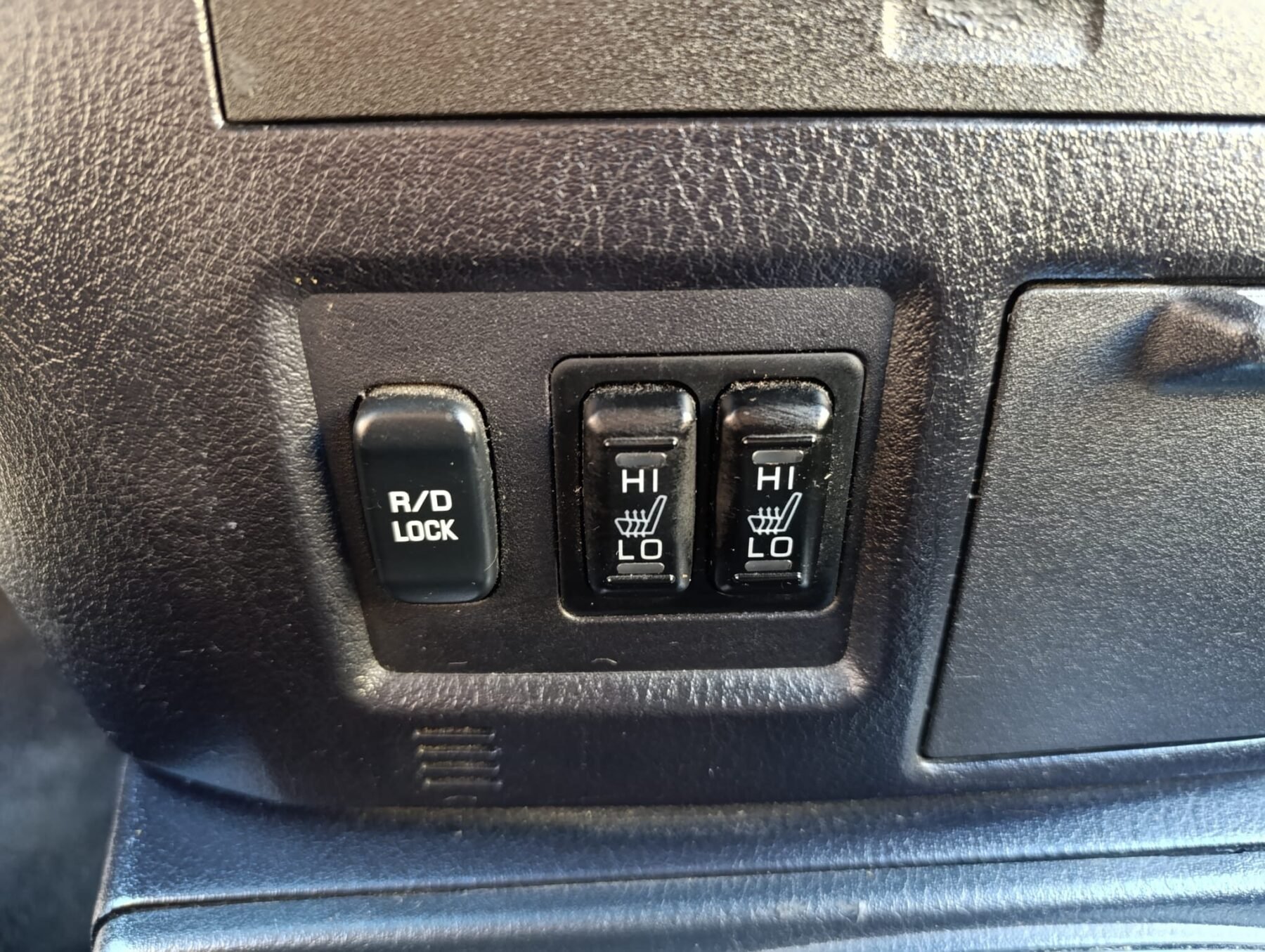 MITSUBISHI Montero 3.2 DID INTENSE 