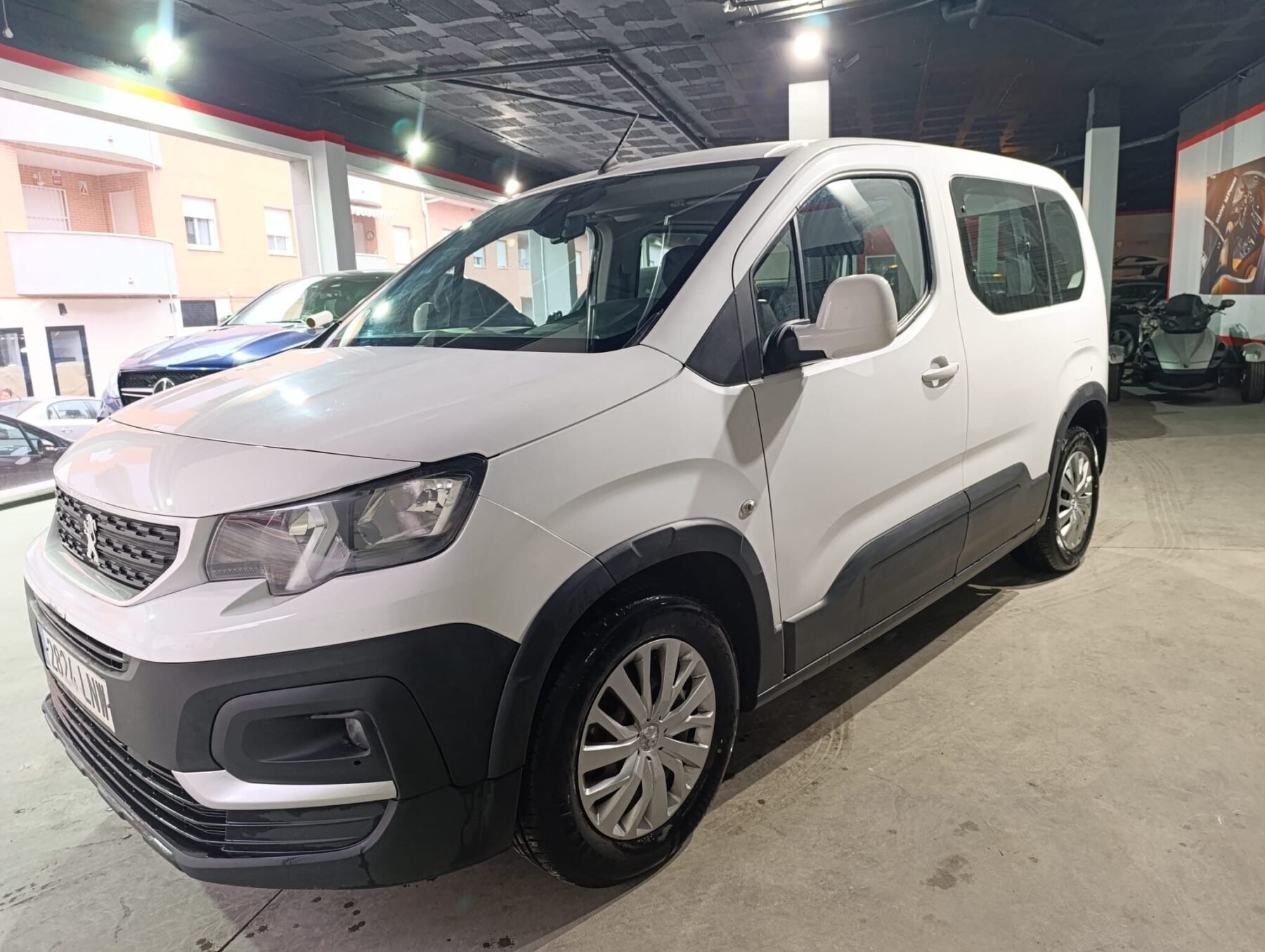 PEUGEOT Rifter 100 cv 6 velocidades 