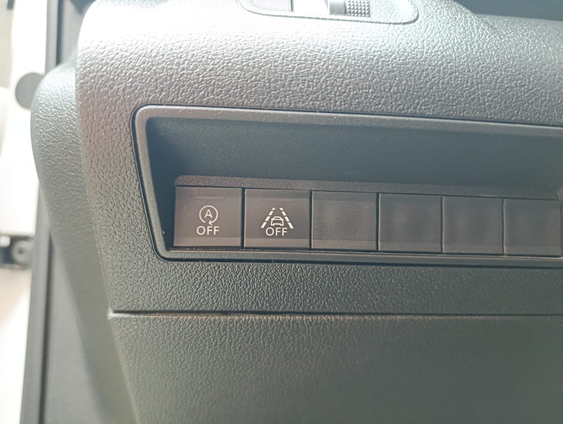 PEUGEOT Rifter 100 cv 6 velocidades 