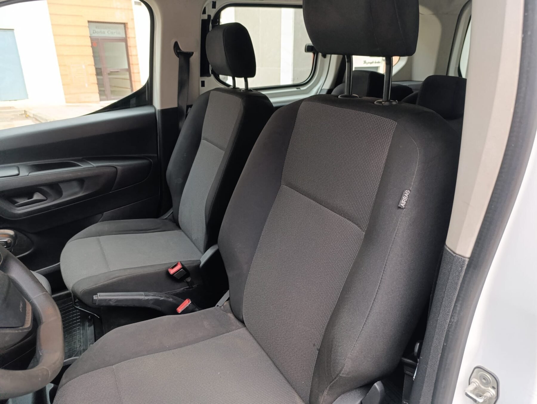 PEUGEOT Rifter 100 cv 6 velocidades 